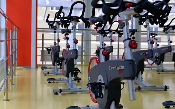 Zajęcia Indoor Cycling w Prusickim Centrum Fitness